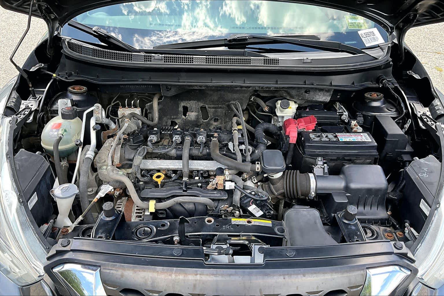 Used 2019 Nissan Kicks S FWD image 30