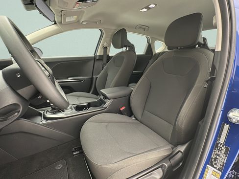 Used 2026 Kia K4 FWD image 14
