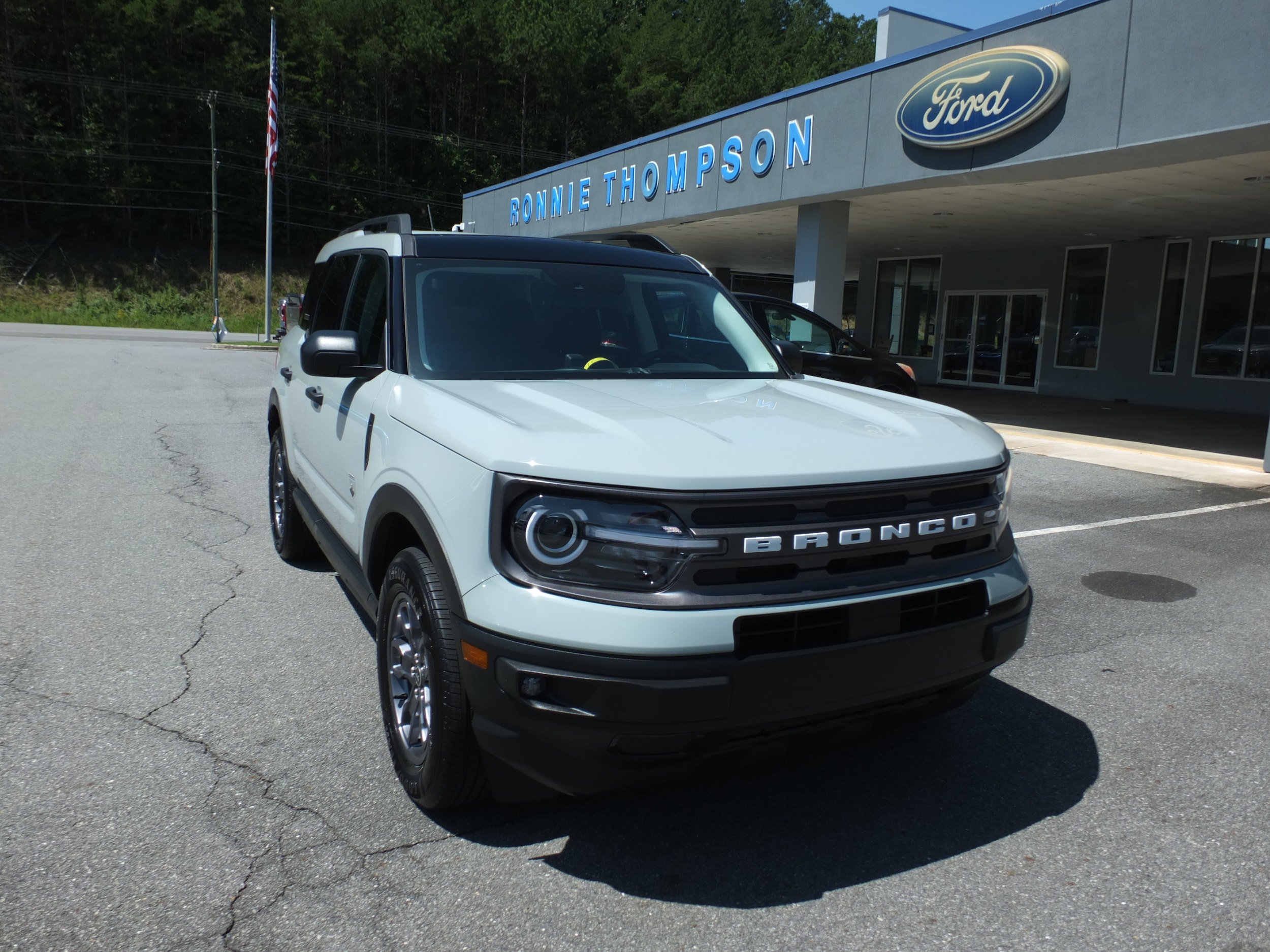 Used 2024 Ford Bronco Sport Big Bend w/ Convenience Package AWD/4WD image 1