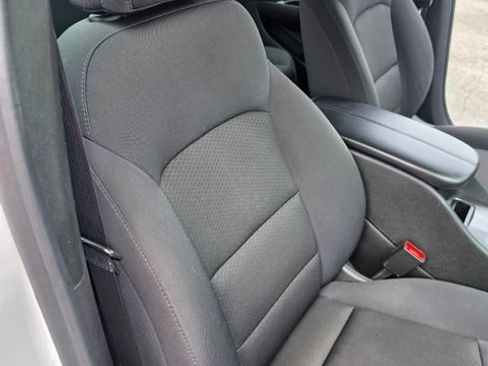 Used 2023 Chevrolet Malibu LT FWD image 24