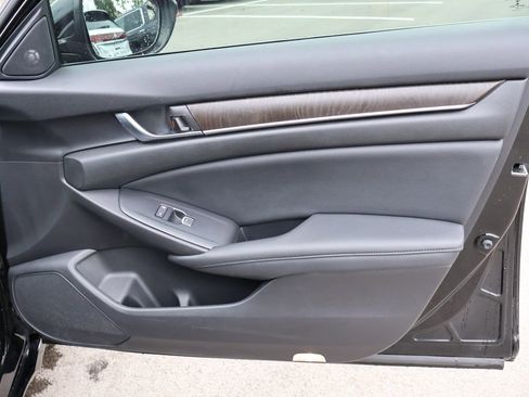 Used 2021 Honda Accord EX-L image 11