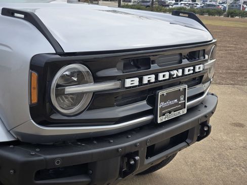 Used 2022 Ford Bronco Outer Banks image 12