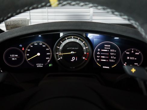 Certified 2025 Porsche 911 GT3 RS image 21