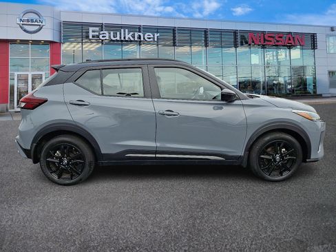 Certified 2024 Nissan Kicks SR w/ SR Premium Package image 7