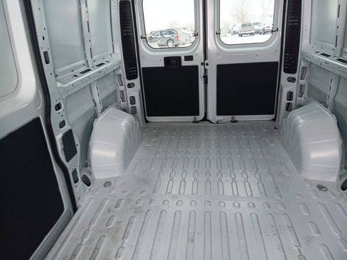 New 2025 RAM ProMaster 3500 w/ Cold Weather Group FWD image 25