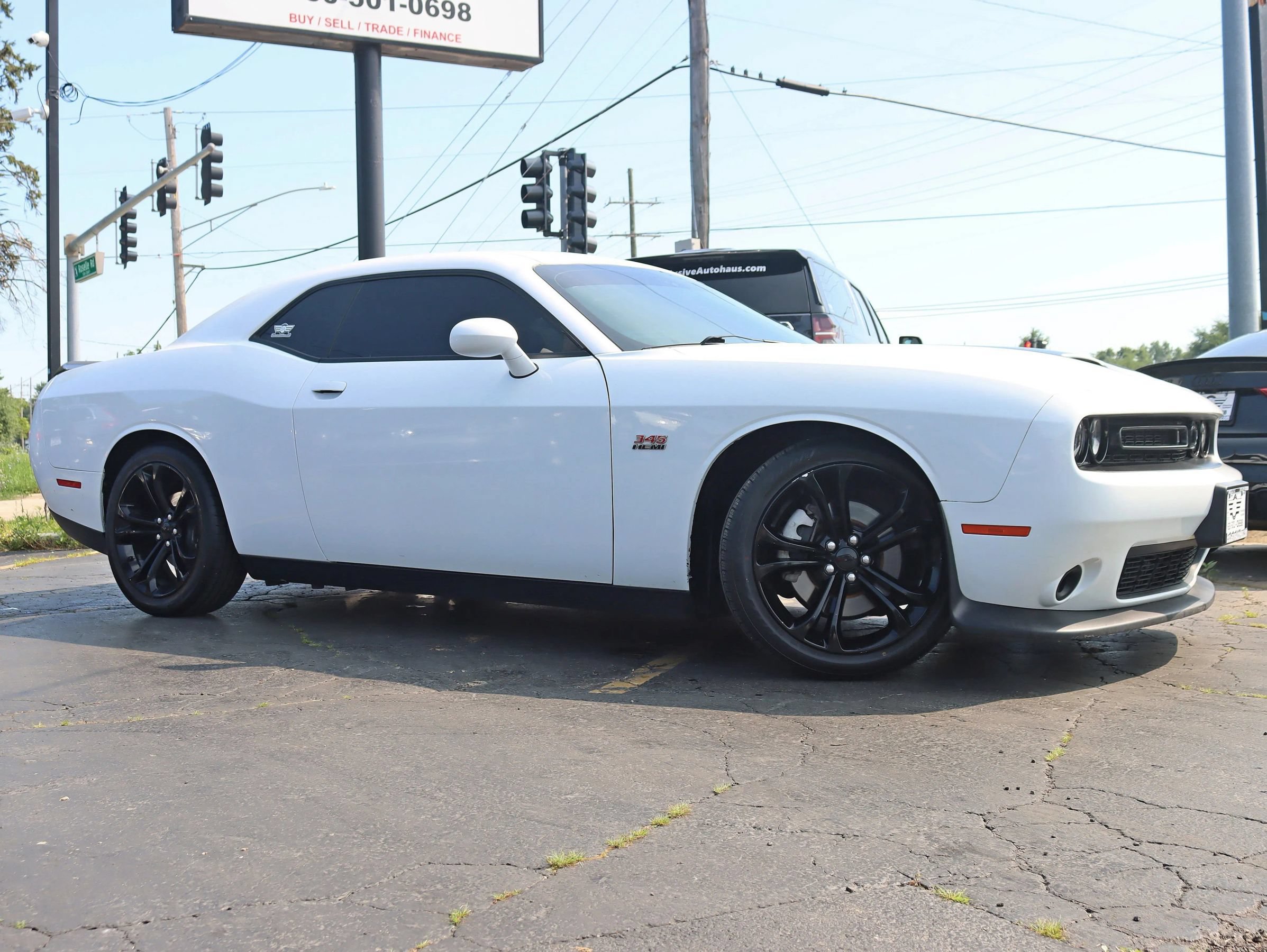 Used 2021 Dodge Challenger R/T RWD image 2