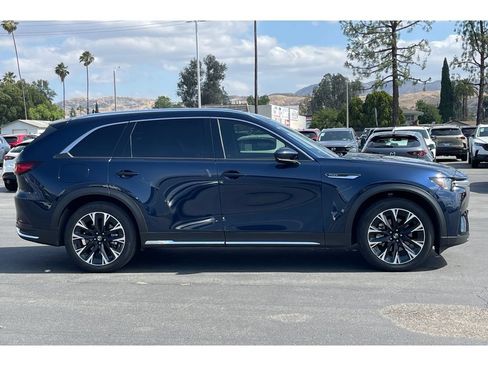 Used 2024 MAZDA CX-90 Plug-In Hybrid w/ Premium Plus AWD/4WD image 8