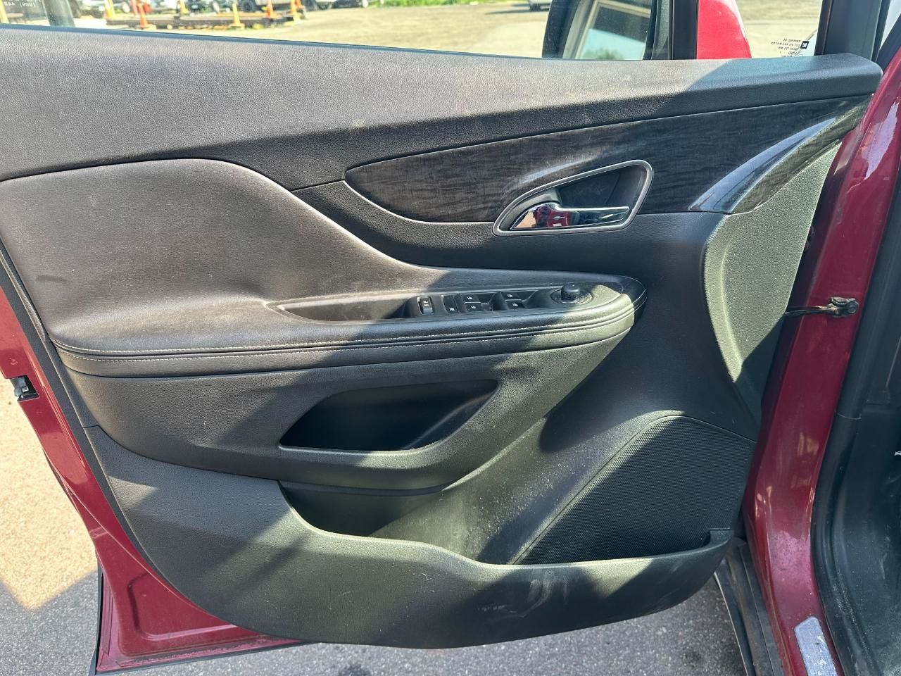 Used 2014 Buick Encore Convenience FWD image 15