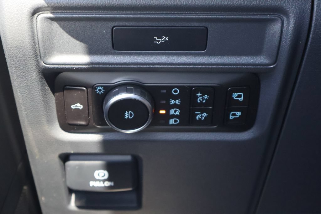 Used 2026 Ford F150 XLT w/ Equipment Group 302A MID AWD/4WD image 17