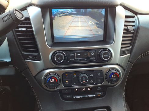 Used 2018 Chevrolet Tahoe LS RWD image 13