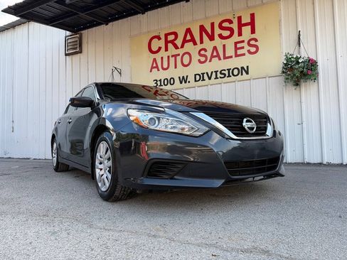 Used 2018 Nissan Altima 2.5 S w/ S Convenience Package FWD image 1