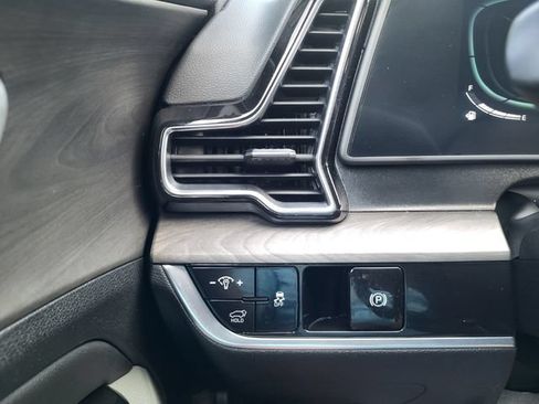 Certified 2024 Kia Sportage X-Line w/ X-Line Premium Package AWD/4WD image 23