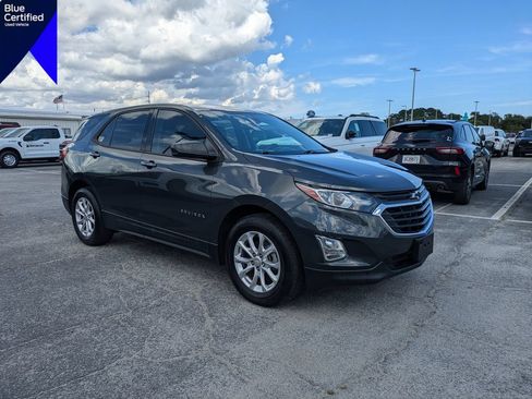 Used 2019 Chevrolet Equinox LS w/ LS Convenience Package FWD image 1