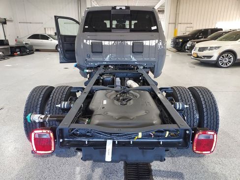 New 2026 RAM 4500 Tradesman AWD/4WD image 29
