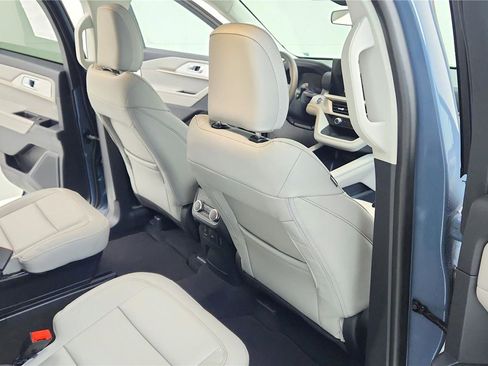 New 2026 Ford Explorer Active w/ Active Comfort Package image 33