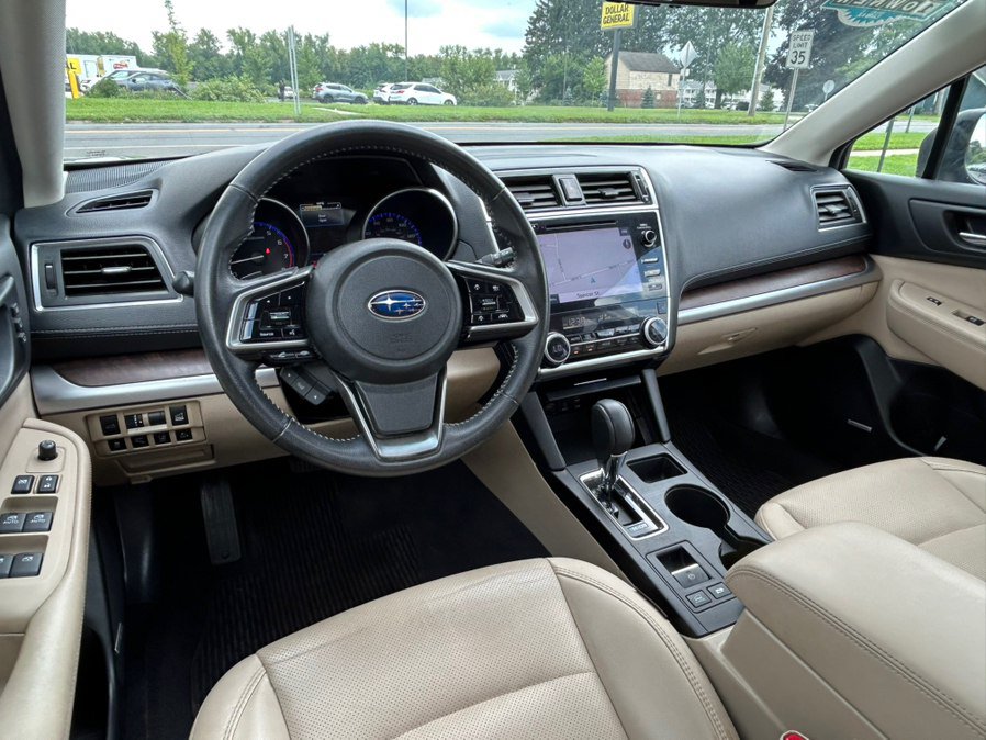 Used 2018 Subaru Outback 2.5i Limited AWD/4WD image 19