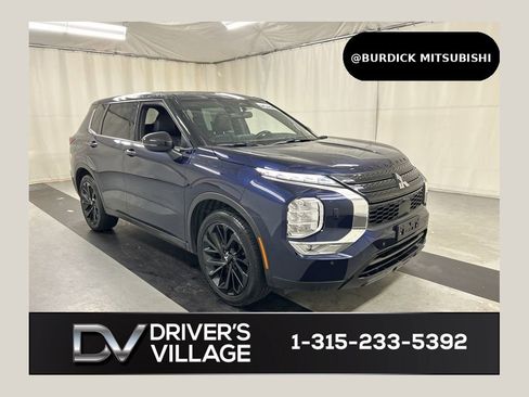 Used 2022 Mitsubishi Outlander SEL Black Edition AWD/4WD image 1