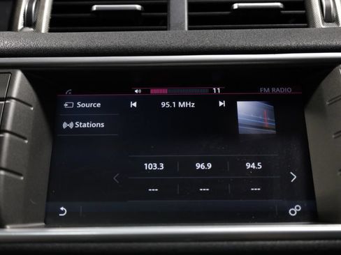 Used 2018 Land Rover Range Rover Evoque SE AWD/4WD image 45