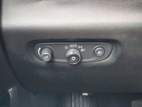 Used 2018 Chevrolet Traverse High Country AWD/4WD image 22