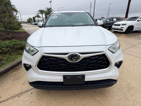 Used 2023 Toyota Highlander L image 16