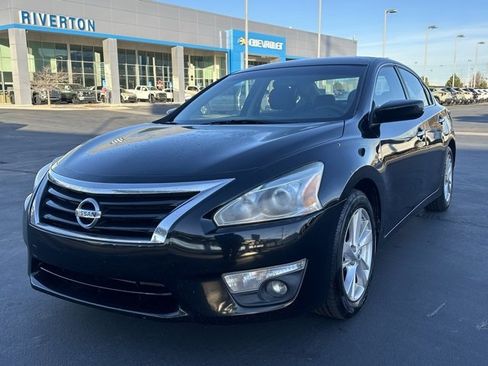 Used 2015 Nissan Altima 2.5 SV image 33