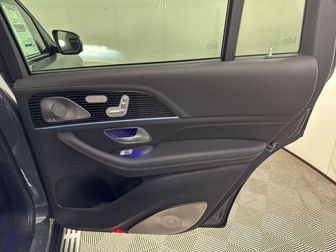 New 2026 Mercedes-Benz GLS 63 AMG 4MATIC image 18