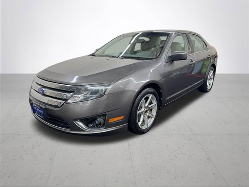 Used 2012 Ford Fusion SEL image 2