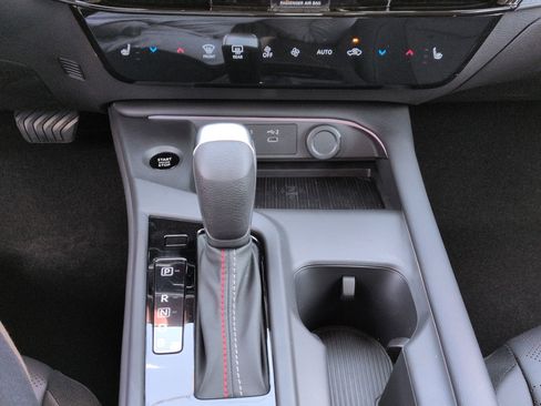 New 2026 Nissan Sentra SR w/ SR Premium Package FWD image 24
