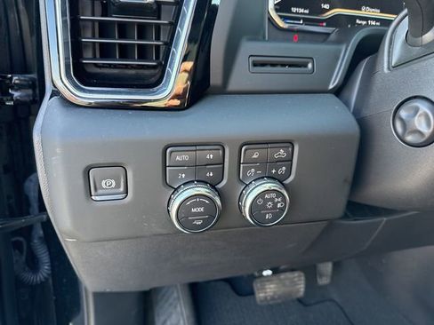 Used 2024 GMC Sierra 1500 Denali image 21
