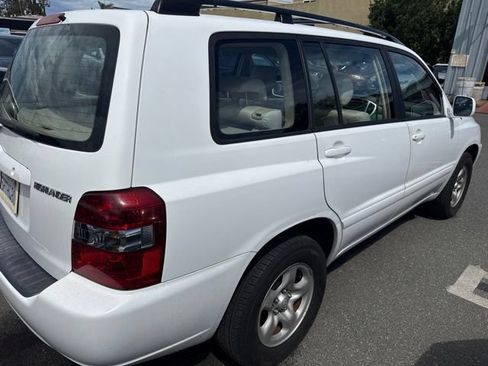 Used 2005 Toyota Highlander 2WD image 8