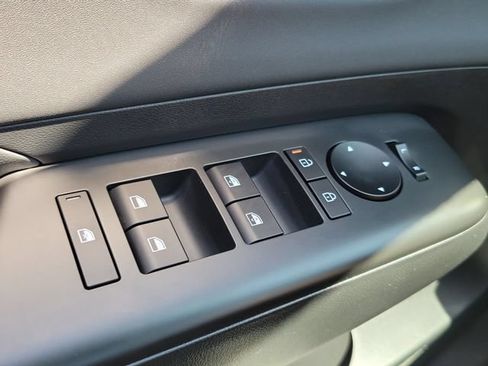 New 2026 Hyundai Kona SEL Premium FWD image 19