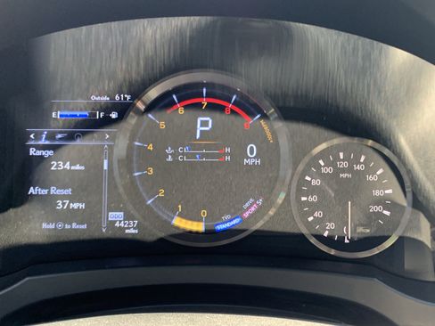 Certified 2020 Lexus RC F w/ Performance Package image 21