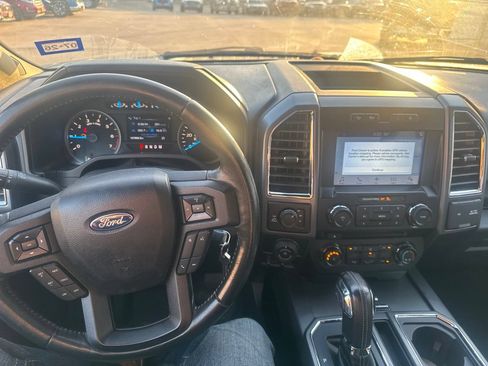 Used 2017 Ford F150 XLT w/ Equipment Group 302A Luxury AWD/4WD image 11