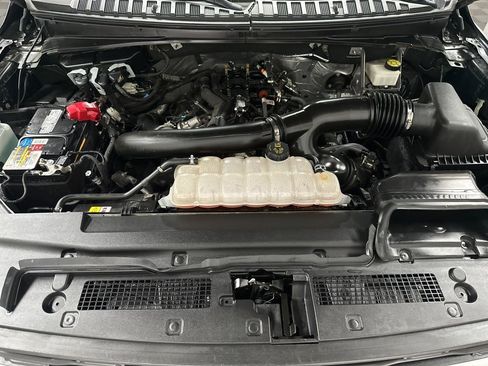 Used 2022 Ford Expedition Max XLT image 39