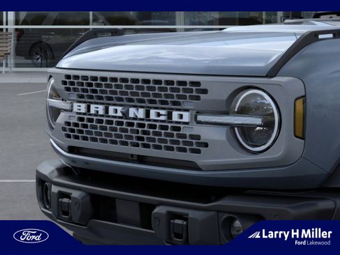 New 2025 Ford Bronco Badlands image 19