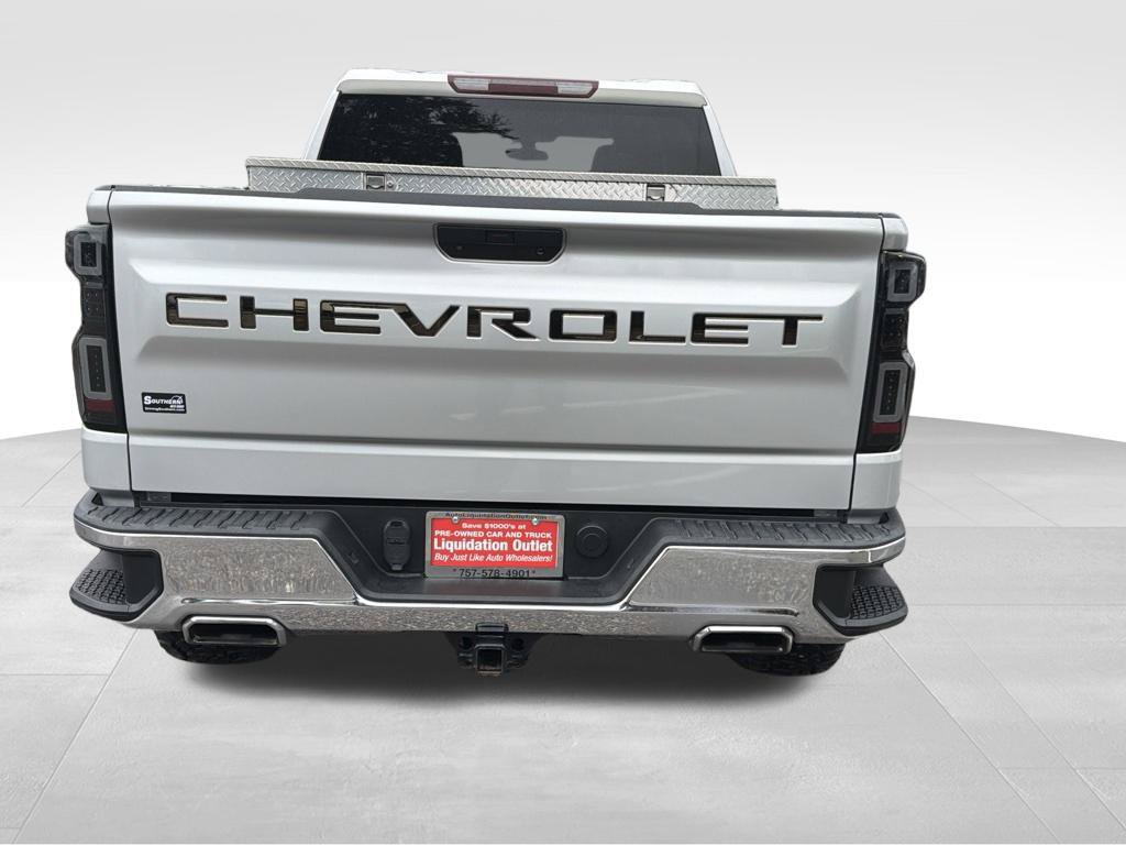 Used 2021 Chevrolet Silverado 1500 LT w/ Z71 Off-Road Package AWD/4WD image 12