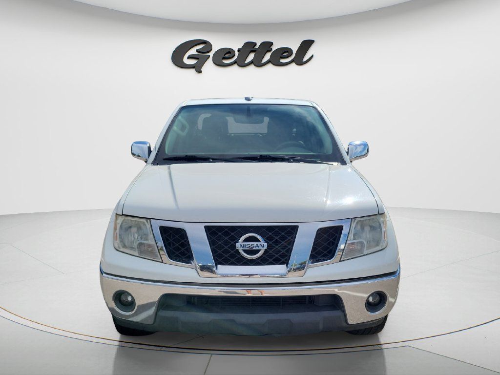 Used 2019 Nissan Frontier SL RWD image 2