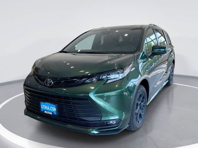 Certified 2026 Toyota Sienna XLE Woodland Edition