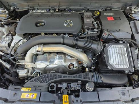 New 2026 Mercedes-Benz GLB 250 image 16