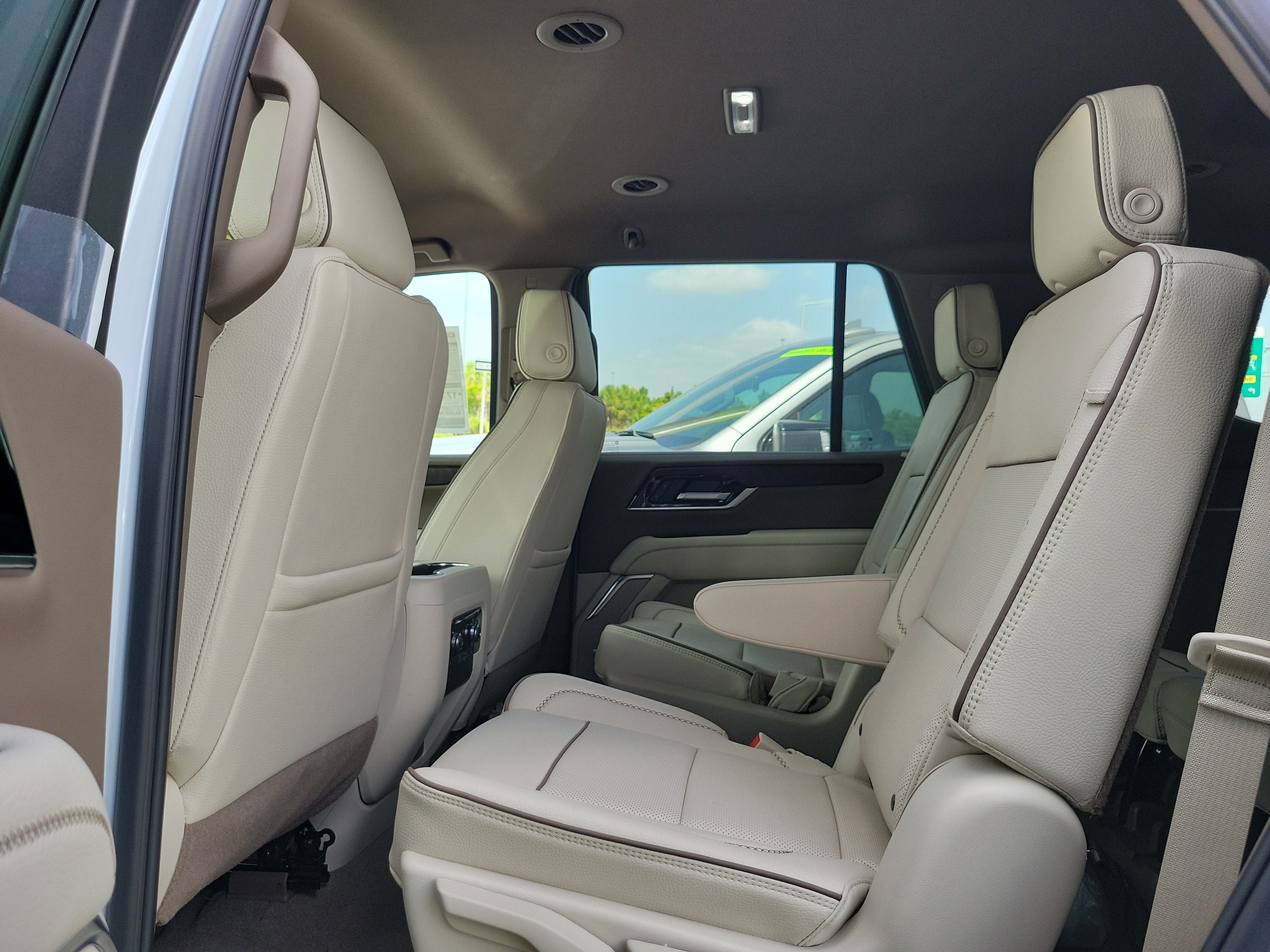 New 2026 GMC Yukon Denali RWD image 6