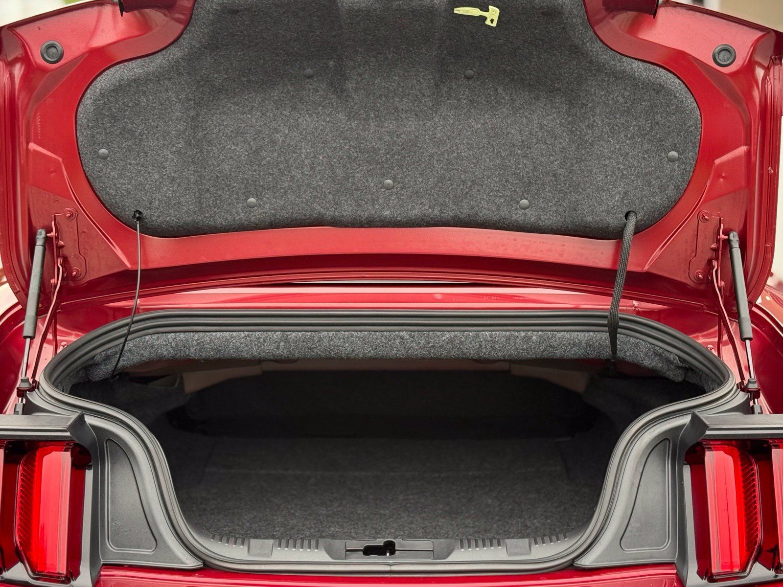 Used 2017 Ford Mustang Premium RWD image 46