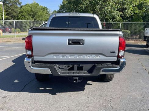 Used 2023 Toyota Tacoma SR5 RWD image 5