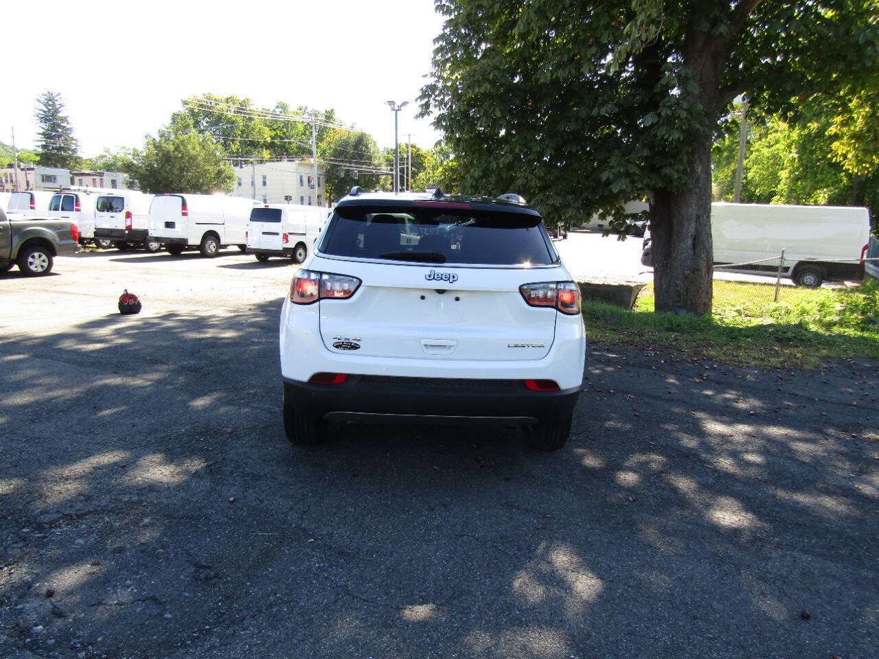 Used 2024 Jeep Compass Limited AWD/4WD image 6