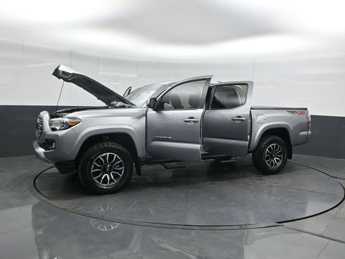 Certified 2021 Toyota Tacoma TRD Sport image 49