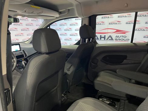 Used 2020 Ford Transit Connect XLT image 34