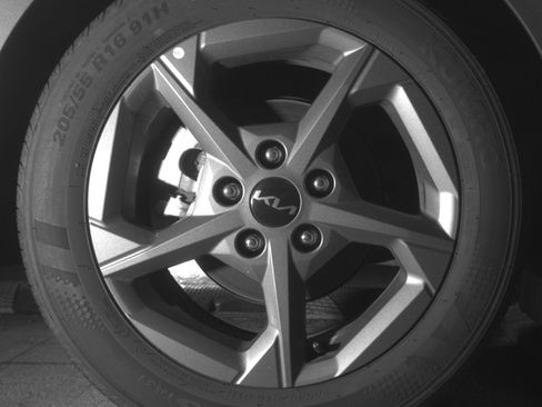 Used 2025 Kia K4 FWD image 15