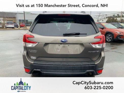 Used 2019 Subaru Forester Premium w/ All-Weather Package image 5