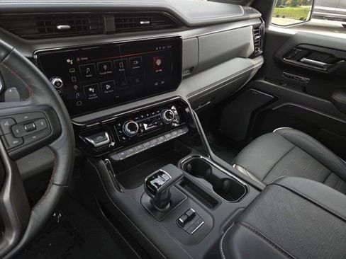 Used 2024 GMC Sierra 1500 AT4X image 41