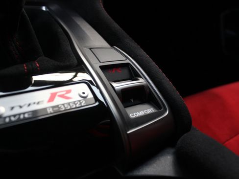 Used 2020 Honda Civic Type R image 78