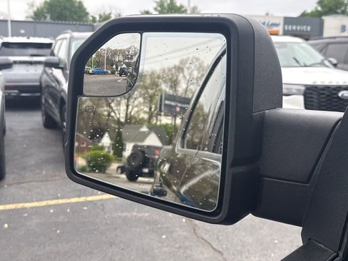 Used 2015 Ford F150 XLT w/ Equipment Group 302A Luxury AWD/4WD image 49